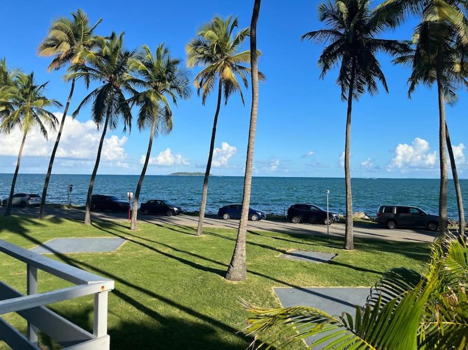 Beautiful Ocean Blue Love Oceanfront Apartment ファハルド エクステリア 写真